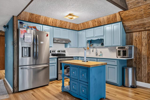 180 Sonny Mountain Road, Hot Springs, AR 71913