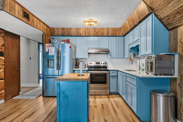 180 Sonny Mountain Road, Hot Springs, AR 71913