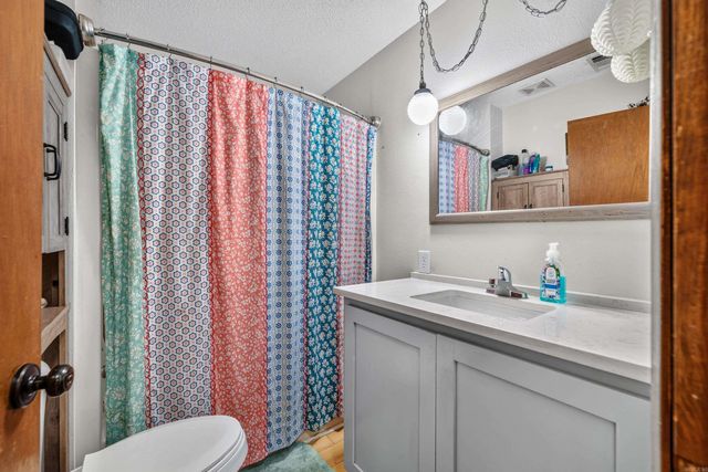 180 Sonny Mountain Road, Hot Springs, AR 71913