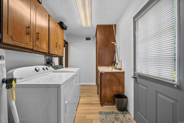 180 Sonny Mountain Road, Hot Springs, AR 71913