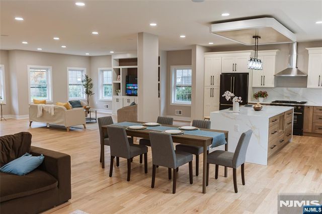 138 5th Street, Saddle Brook, NJ 07663