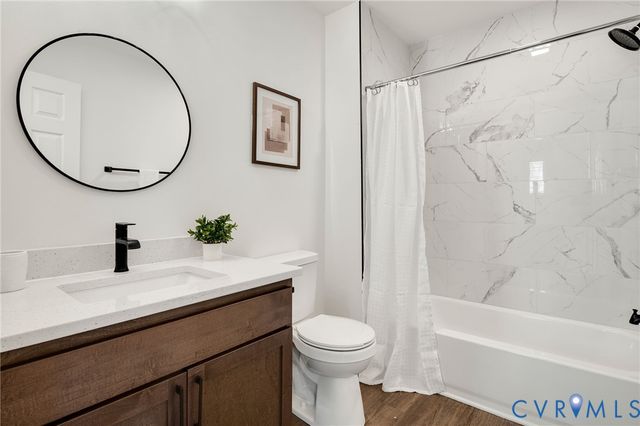 915 High Pearl St, Petersburg, VA 23803