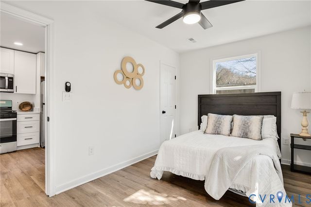 915 High Pearl St, Petersburg, VA 23803