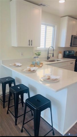 915 High Pearl St, Petersburg, VA 23803