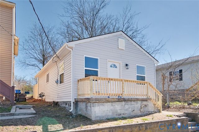 915 High Pearl St, Petersburg, VA 23803