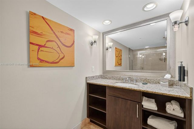 2670 E Sunrise Blvd 1005, Fort Lauderdale, FL 33304