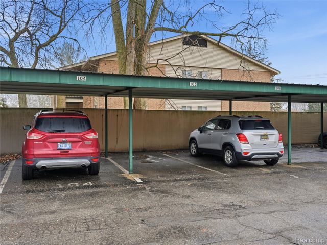 11420 Canal Road 203, Sterling Heights, MI 48314