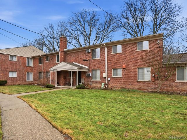 11420 Canal Road 203, Sterling Heights, MI 48314