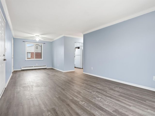 11420 Canal Road 203, Sterling Heights, MI 48314