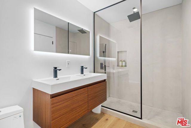 23812 Malibu Crest Drive, Malibu, CA 90265