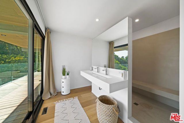 23812 Malibu Crest Drive, Malibu, CA 90265