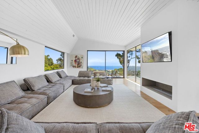 23812 Malibu Crest Drive, Malibu, CA 90265