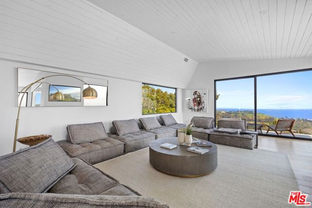 23812 Malibu Crest Drive, Malibu, CA 90265