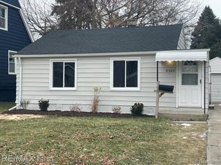 27124 Vance Street, Madison Heights, MI 48071