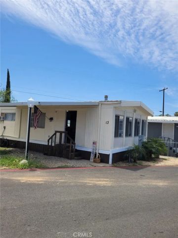 12655 2nd. 13, Yucaipa, CA 92399
