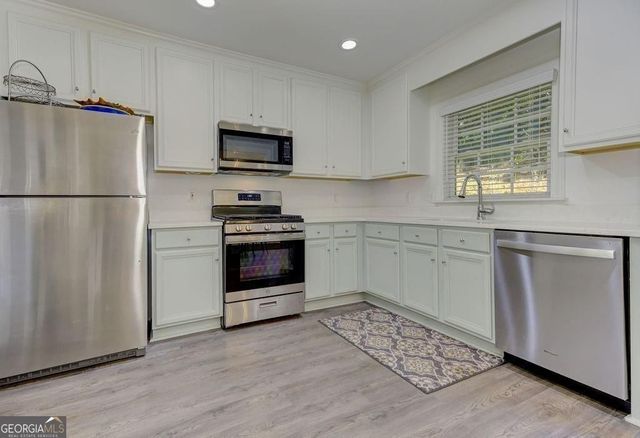 27 Mount Vernon Circle, Atlanta, GA 30338