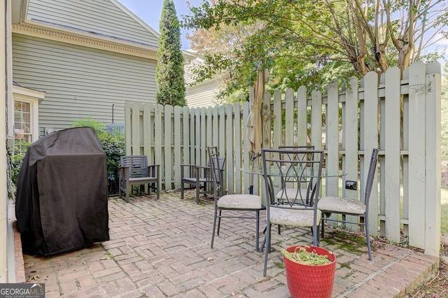 27 Mount Vernon Circle, Atlanta, GA 30338