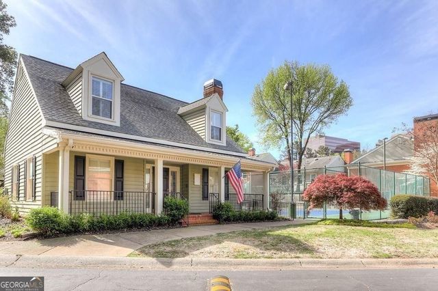 27 Mount Vernon Circle, Atlanta, GA 30338