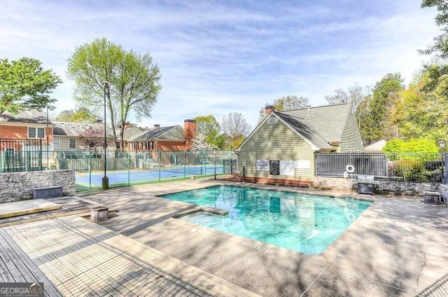 27 Mount Vernon Circle, Atlanta, GA 30338