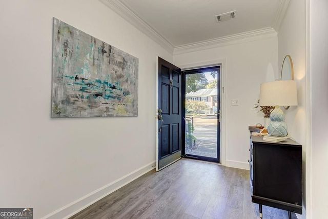 27 Mount Vernon Circle, Atlanta, GA 30338