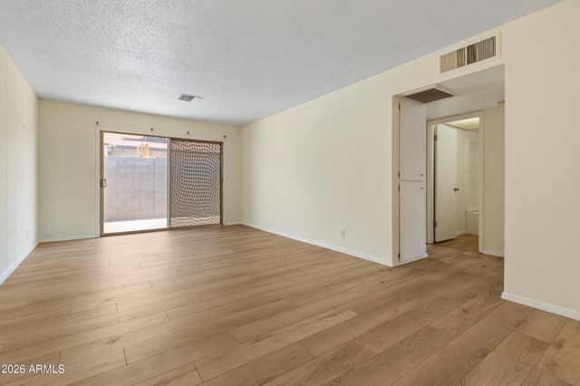 6721 E MCDOWELL Road C306, Scottsdale, AZ 85257