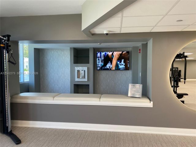 531 N ocean 611, Pompano Beach, FL 33062