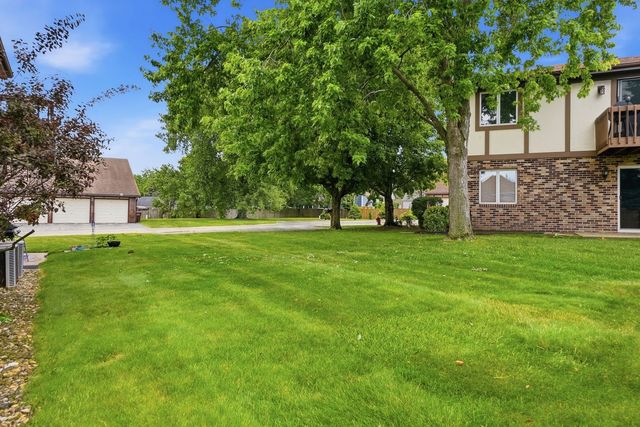 605 Crescenzo Court C, New Lenox, IL 60451