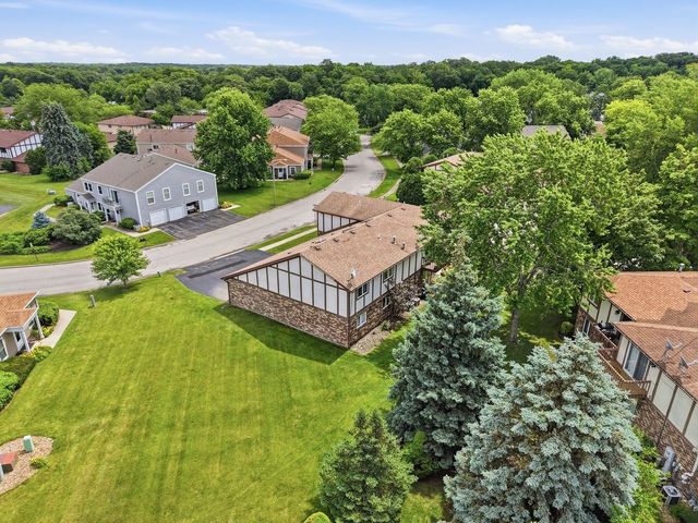 605 Crescenzo Court C, New Lenox, IL 60451