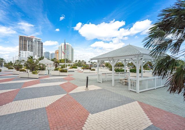 1 Las Olas Circle 1009, Fort Lauderdale, FL 33316