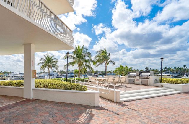 1 Las Olas Circle 1009, Fort Lauderdale, FL 33316