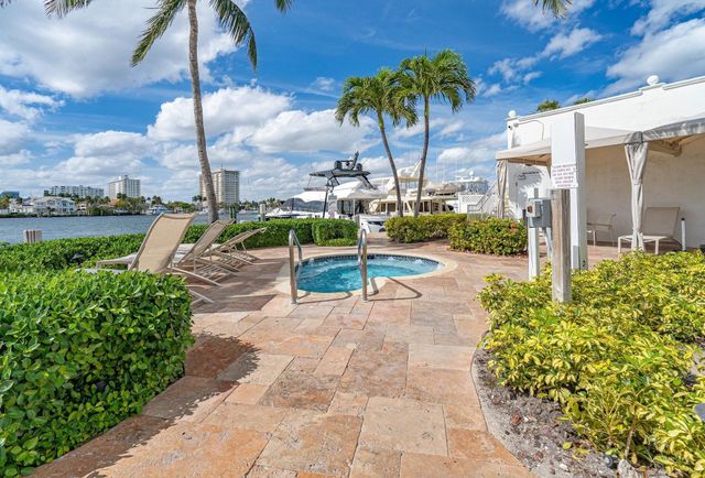 1 Las Olas Circle 1009, Fort Lauderdale, FL 33316