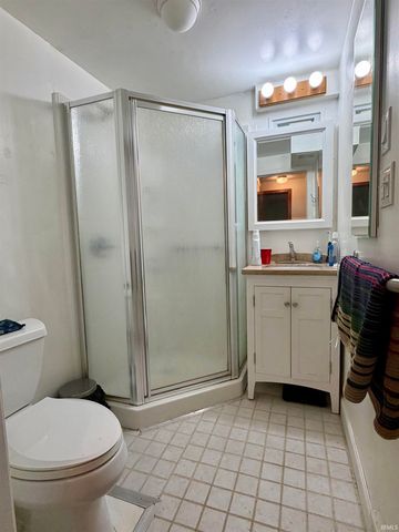 1400 Navajo Street, Elkhart, IN 46516
