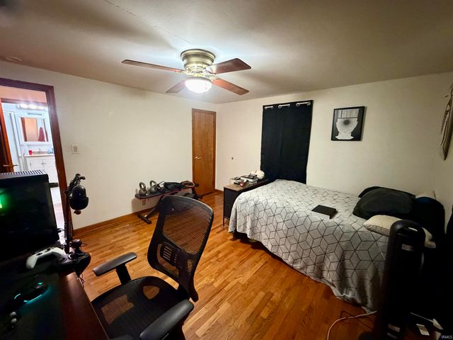 1400 Navajo Street, Elkhart, IN 46516