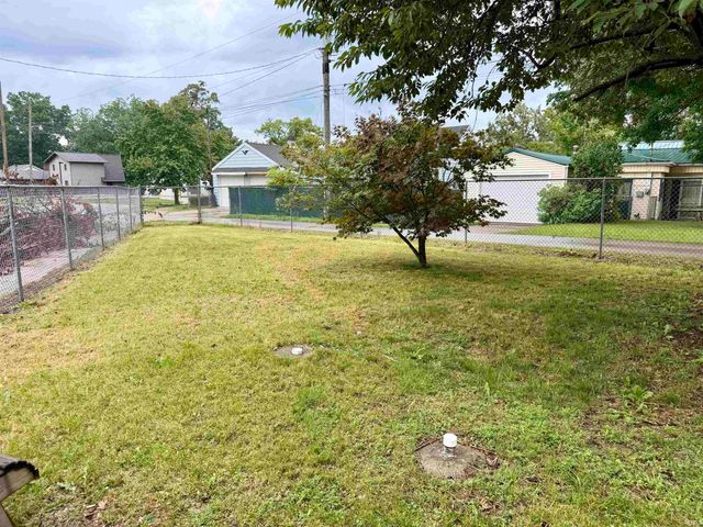 1400 Navajo Street, Elkhart, IN 46516