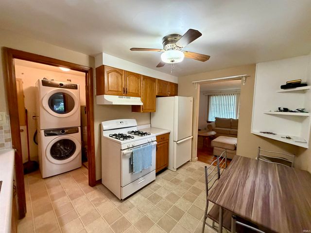 1400 Navajo Street, Elkhart, IN 46516