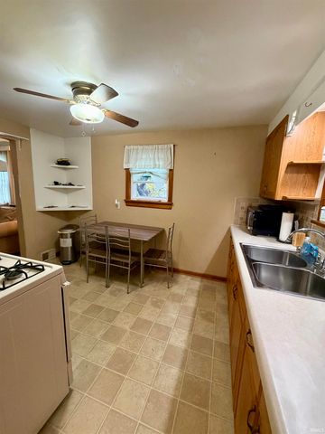 1400 Navajo Street, Elkhart, IN 46516