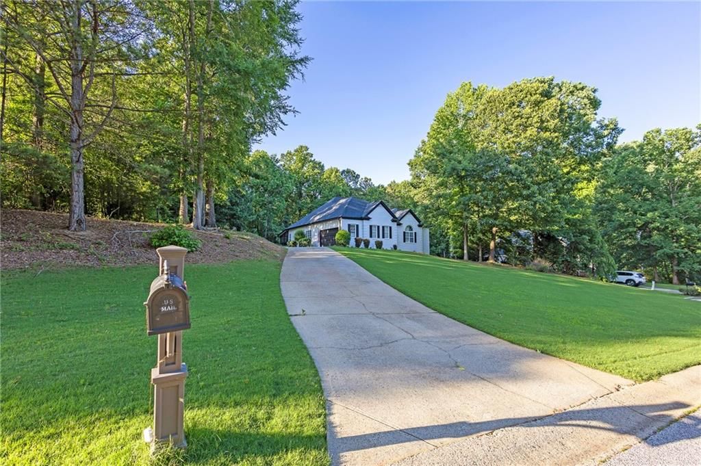 151 Dumar Lane, Hoschton, GA 30548