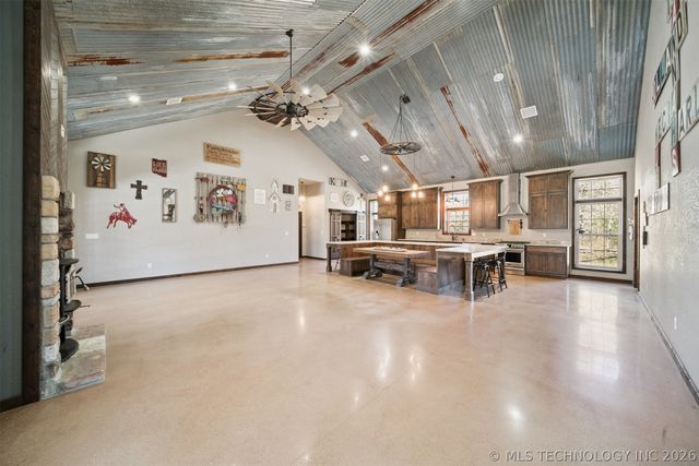 15525 E 500 Road, Claremore, OK 74019