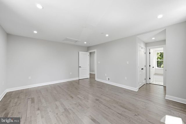 1211 LINTON LN, Shady Side, MD 20764