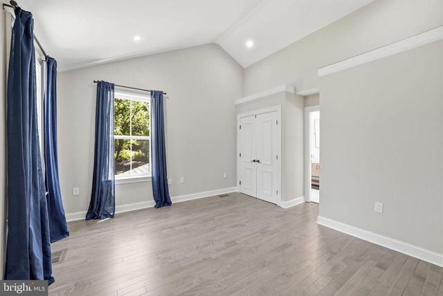 1211 LINTON LN, Shady Side, MD 20764