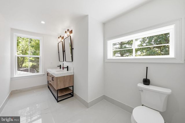 1211 LINTON LN, Shady Side, MD 20764