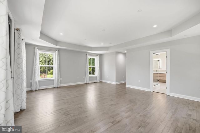 1211 LINTON LN, Shady Side, MD 20764
