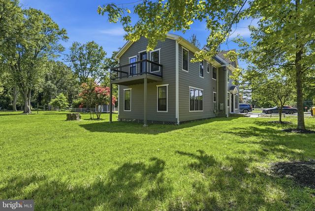 1211 LINTON LN, Shady Side, MD 20764