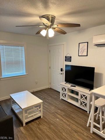 1500 W Ocean View Ave Apt A, Norfolk, VA 23503