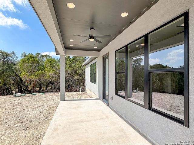 508 Sendera Valley, Canyon Lake, TX 78133