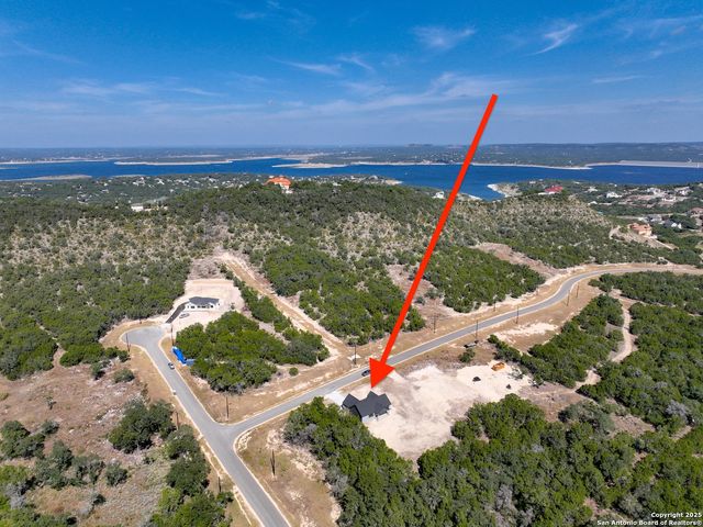 508 Sendera Valley, Canyon Lake, TX 78133