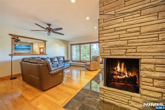 89 Norman Drive, Ramsey, NJ 07446