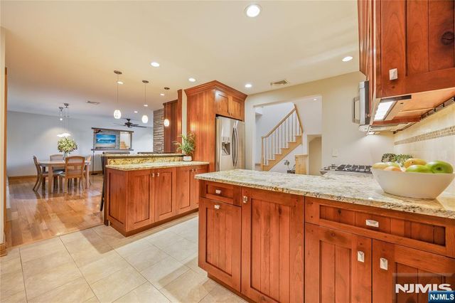 89 Norman Drive, Ramsey, NJ 07446