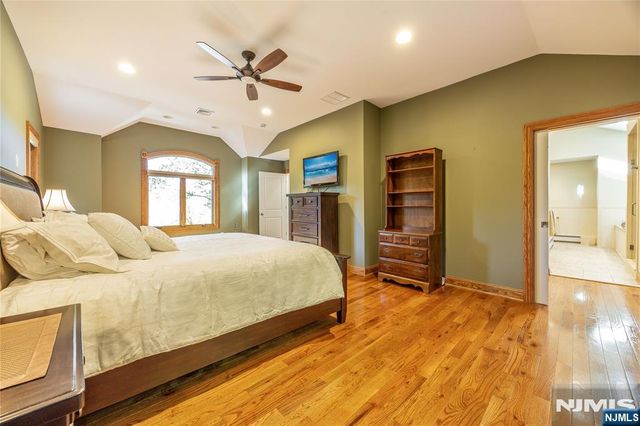 89 Norman Drive, Ramsey, NJ 07446