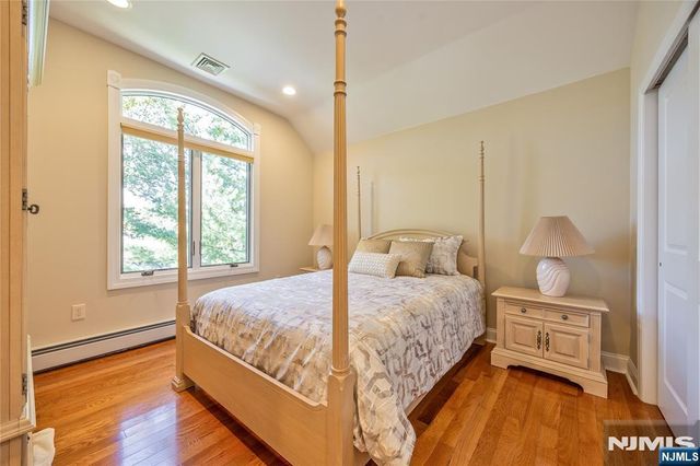 89 Norman Drive, Ramsey, NJ 07446